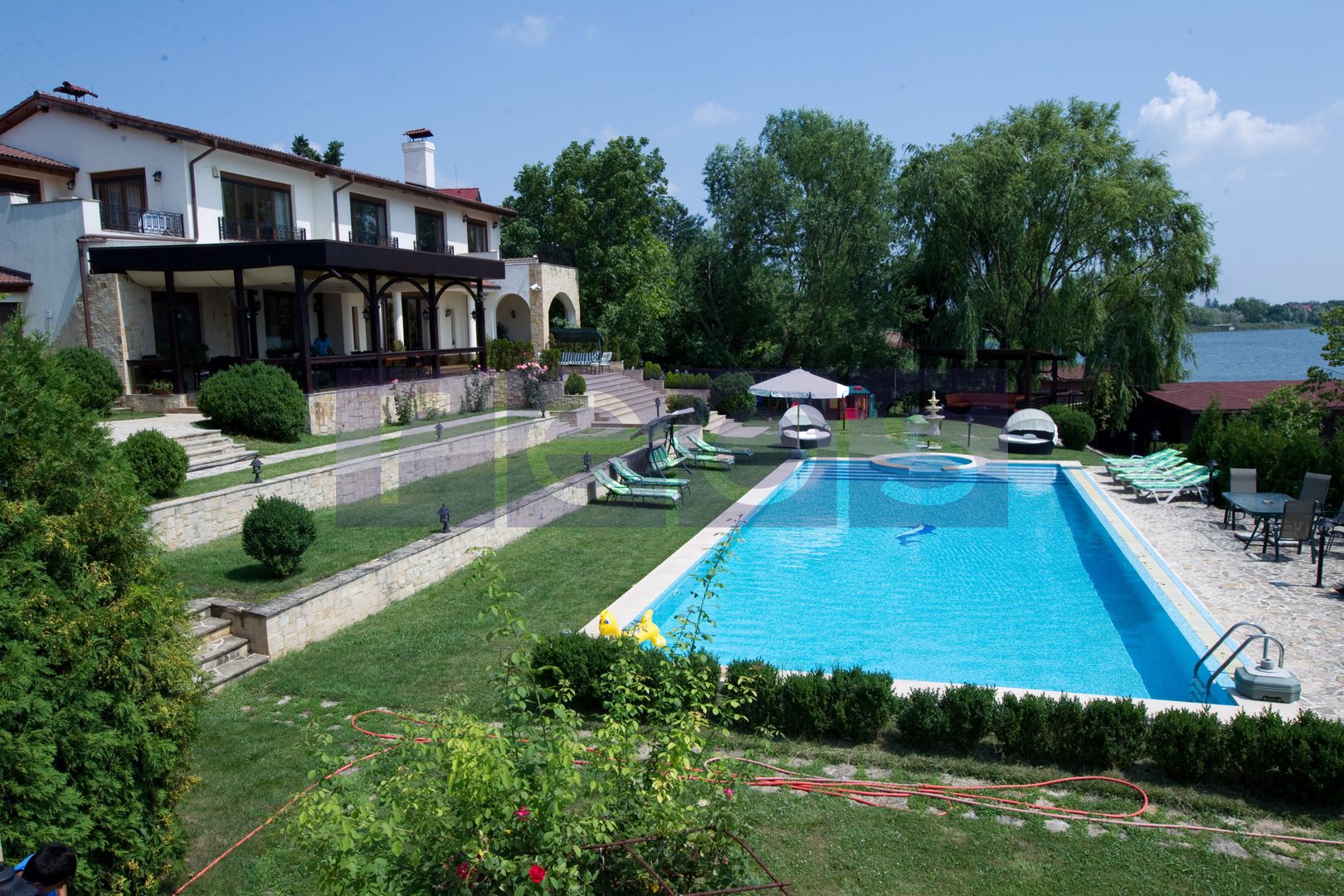 SNAGOV | VILA DE LUX CU 90M DESCHIDERE LA LAC | POZITIE EXCEPTIONALA - Poză 17