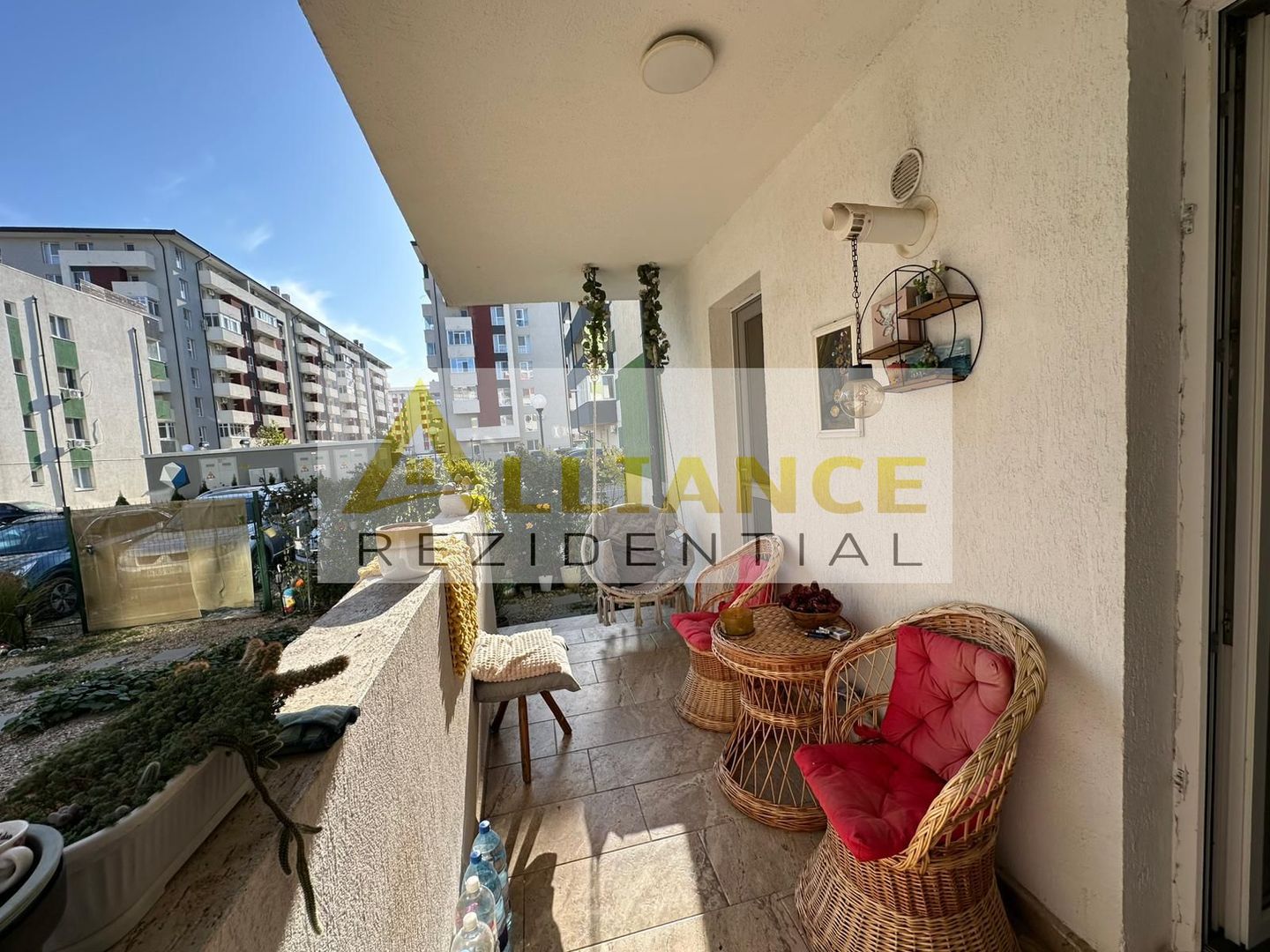 Apartament 2 camere /Mobilat si utilat /Gradina /Metrou Berceni 15min - Poză 13