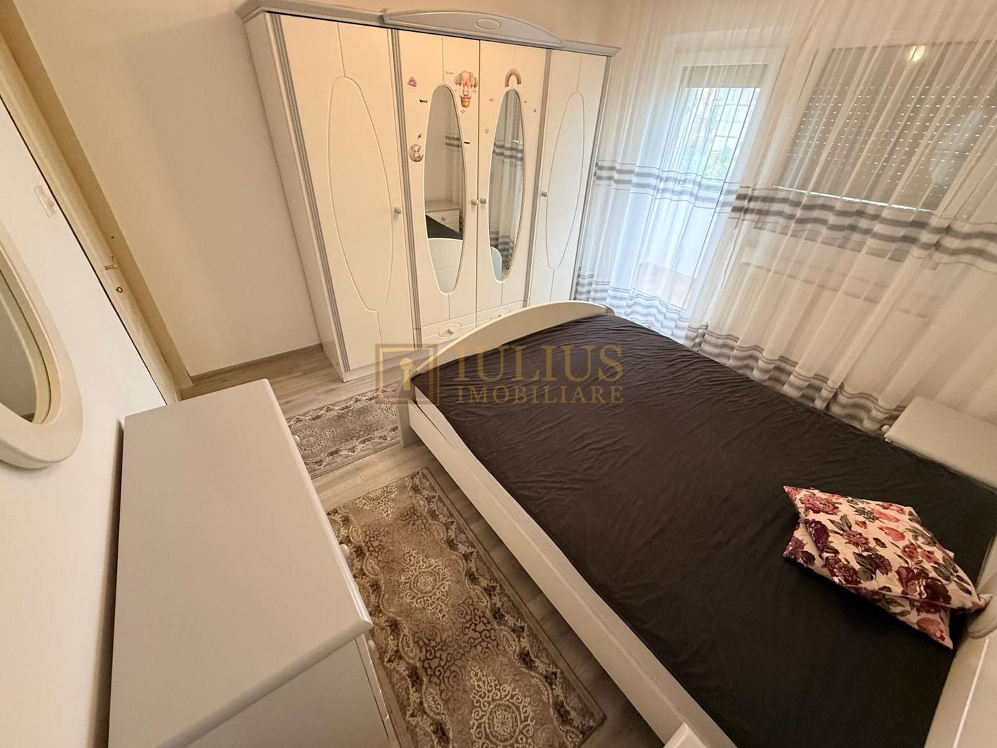 2 camere| Soarelui-langa Uranus Plaza| centrala proprie| zona linistita| - Poză 2