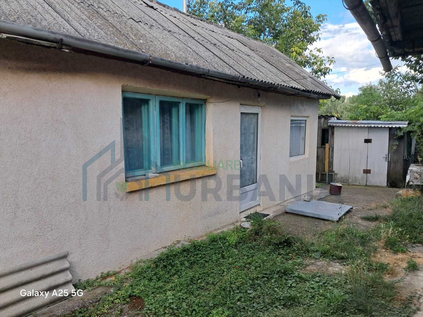 Domeniu de 7.500 mp cu casă bătrânească, anexe, livadă și iaz în Stolniceni-Prăjescu, Iași - Poză 2