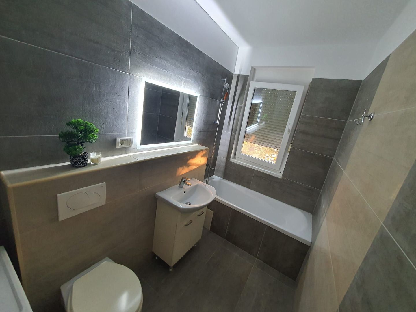 Lipovei | 3 Camere | 2 Bai | Loc de Parcare - Poză 10