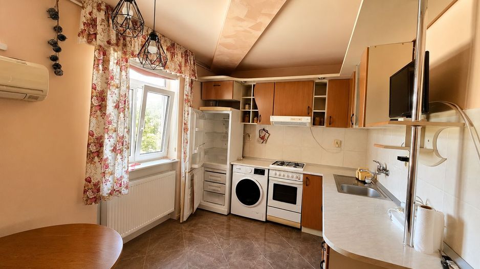 📍 De închiriat — apartament modern pe B-dul Closca , Satu Mare 🏡 - Poză 1