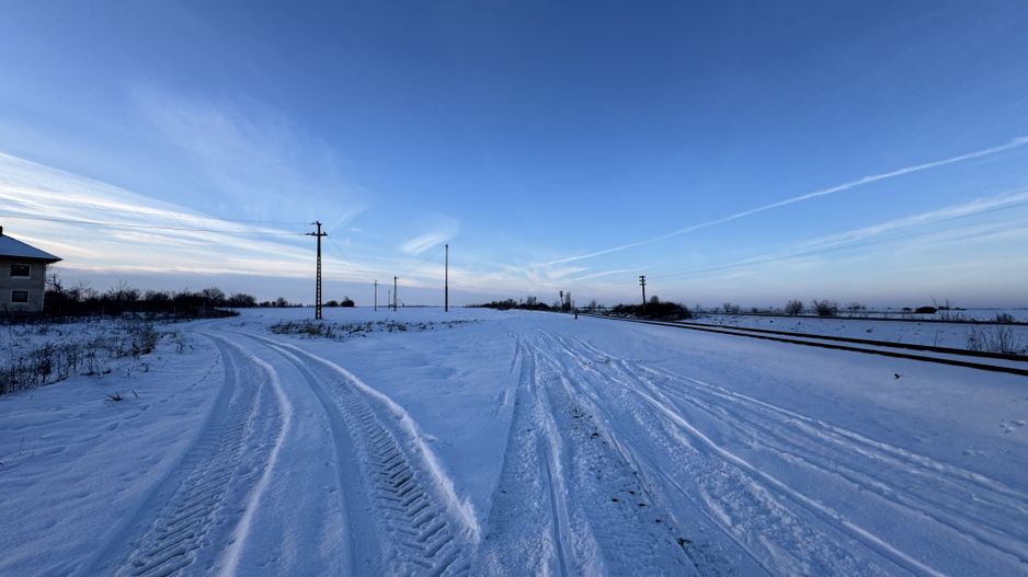 Vand Teren Extravilan Becicherecu Mic(zona industriala) 18.000mp,Utilitati - Poză 7