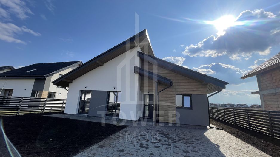 Casă pe un singur nivel INDEPENDENTĂ ENERGETIC - Cartier NOU - Poză 1