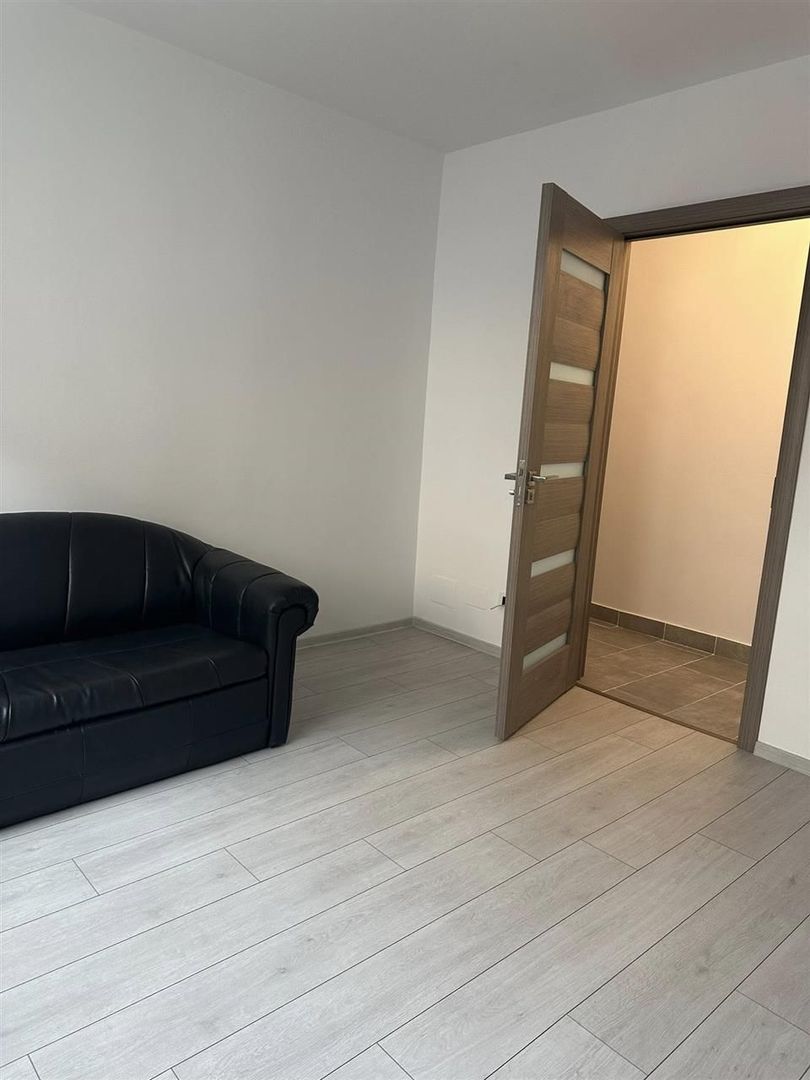 Apartament 2 camere, utracentral, Mall Mercur - Poză 2