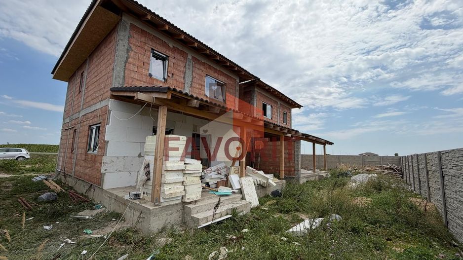 Duplex despartit cam tehnica | 5 camere | Toate utilitatile | 2 bai | - Poză 2