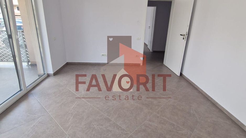 Disponibil imediat. Decomandat. Pozitie excelenta - Poză 3