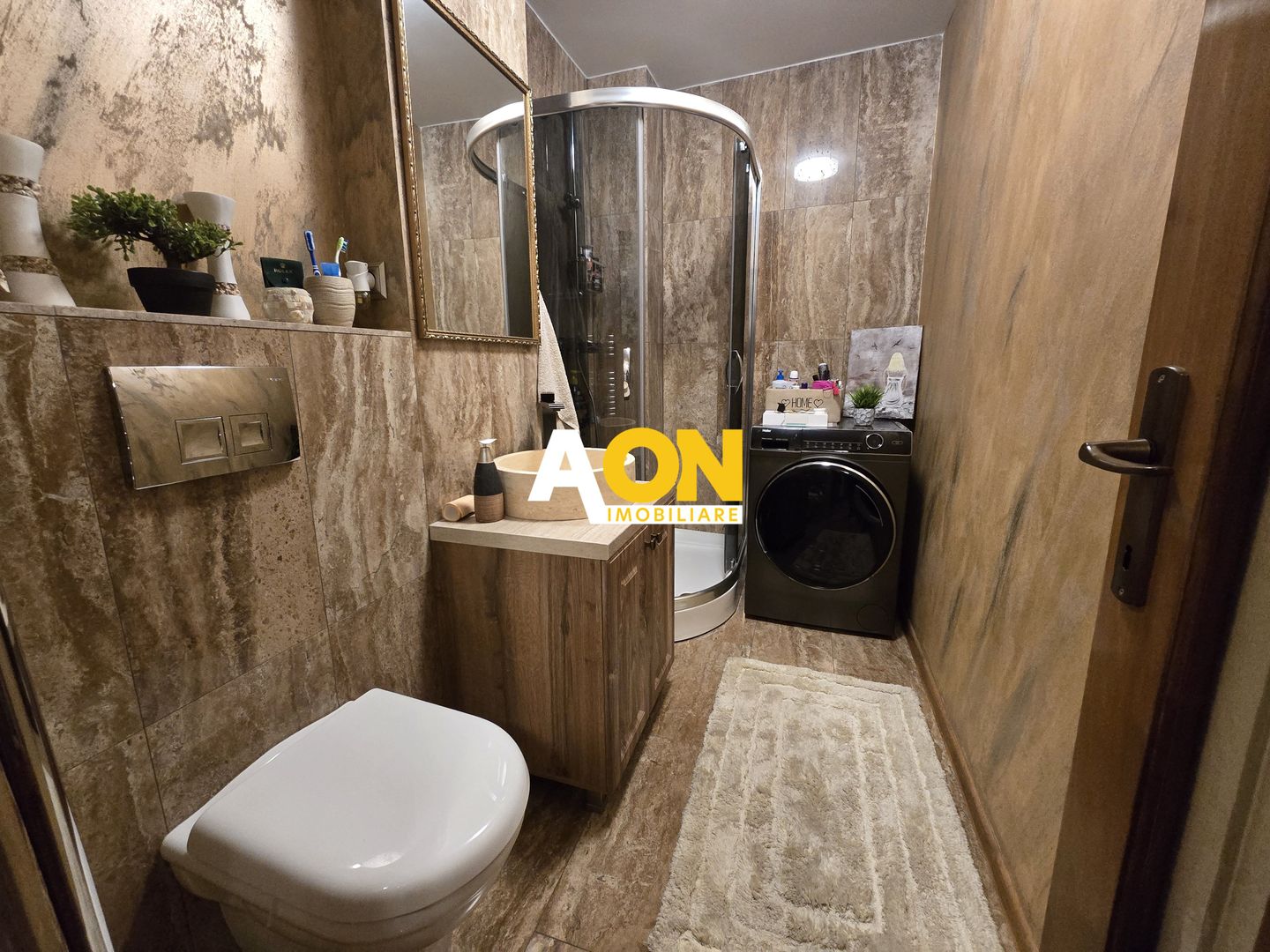 Apartament 2 Camere M-uri, Vedere spre Catedrala, Complet Renovat - Poză 5