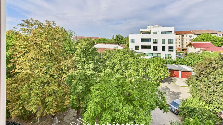 Apartament 3 camere, luminos si vedere liniștită,  boxa,  zona Cetății - Poză 14