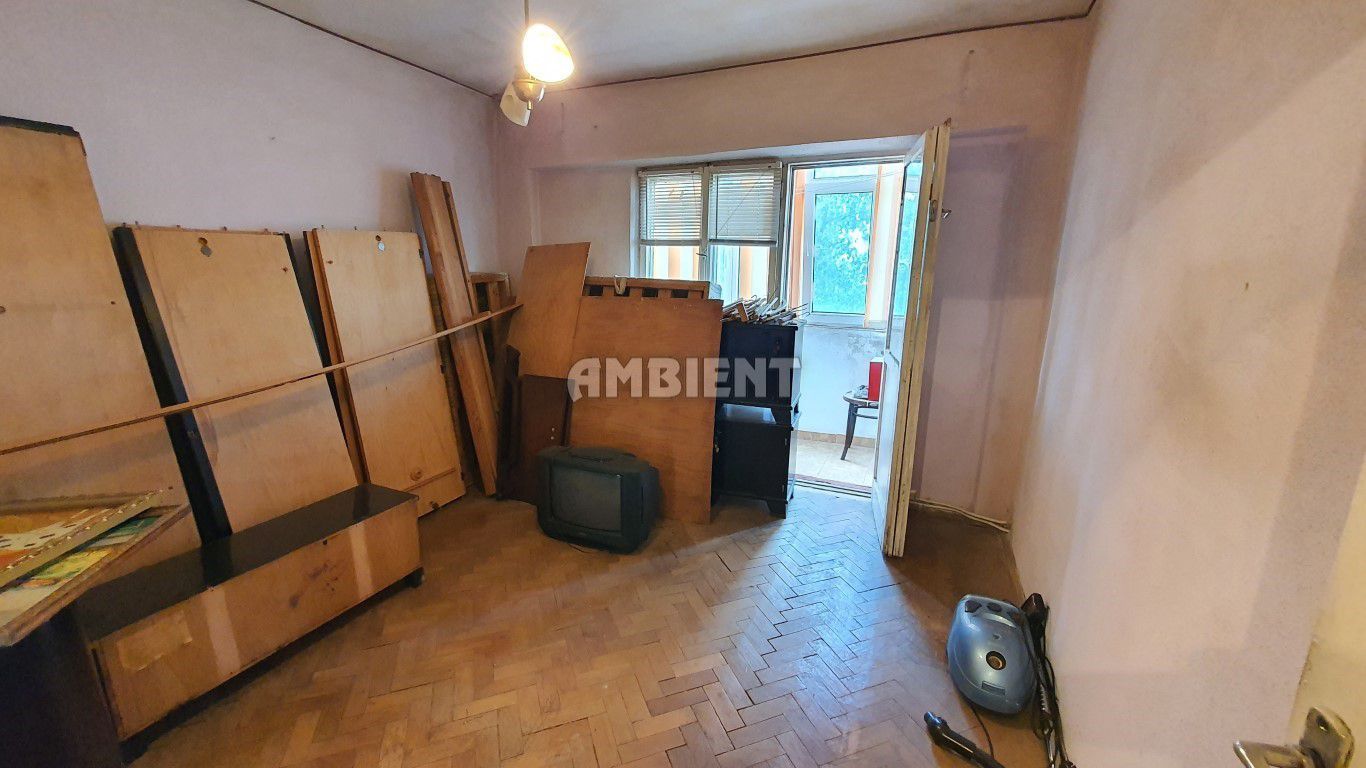 Apartament 4 camere, etaj 2, zona GARĂ; - Poză 3