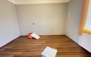 Casa de vanzare cu teren 572 mp si front generos 21 ml - Poză 15