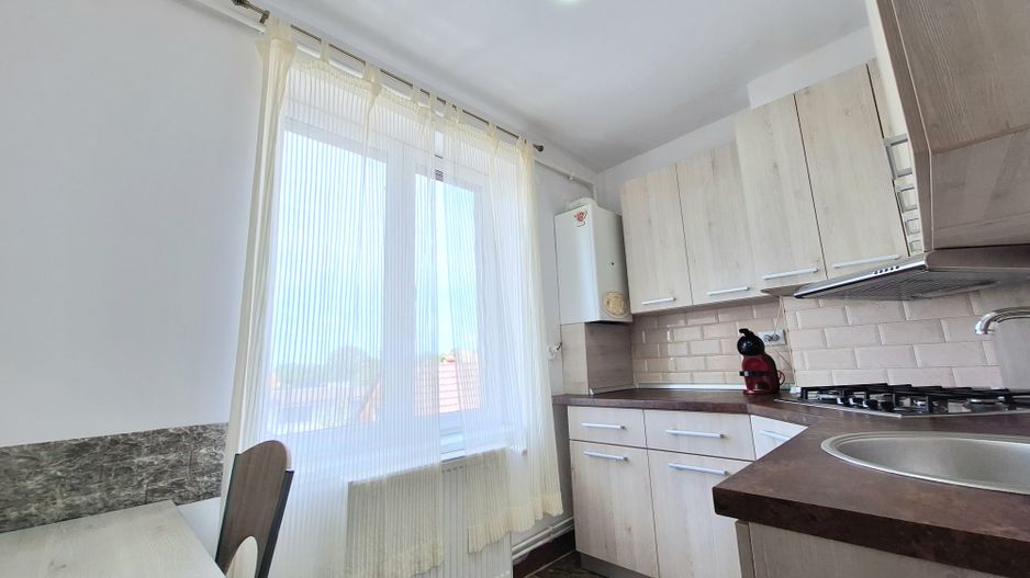 Apartament cu 2 camere, mobilat si utilat, strada Lunga - Brasov. - Poză 4