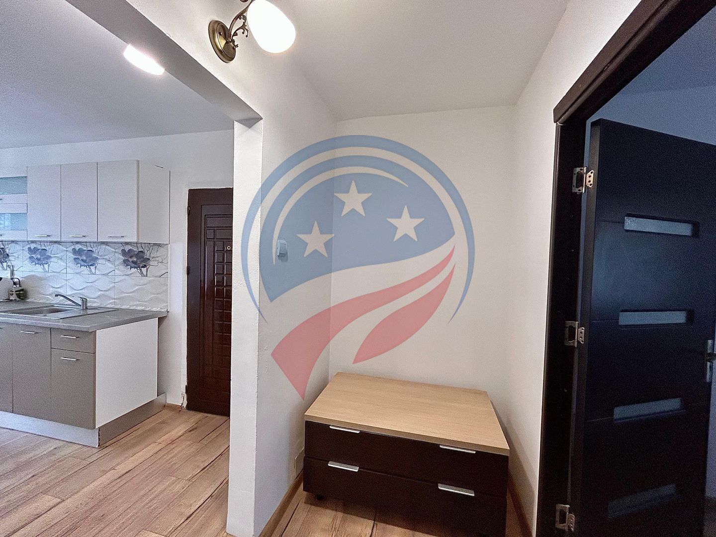 Apartament cu 3 camere dcomandat de inchiriat Petre Ispirescu - Poză 8