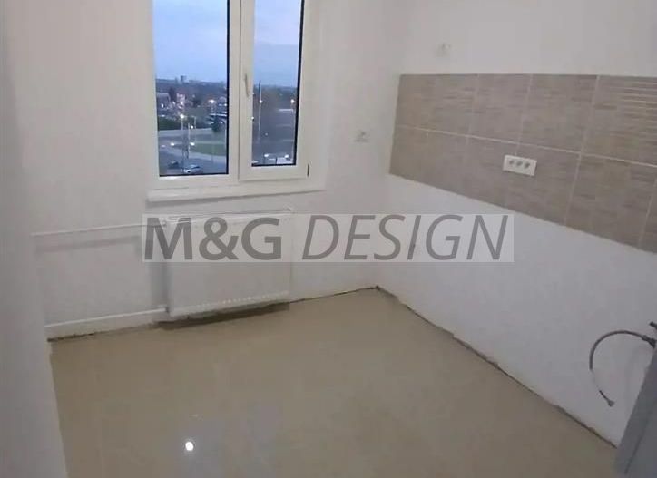Apartament 2 camere  Dambovita decomandat - Poză 1