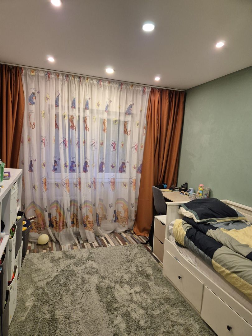 Aradului | 4 camere | Decomandat| Etaj intermediar | 3 balcoane si boxă - Poză 7