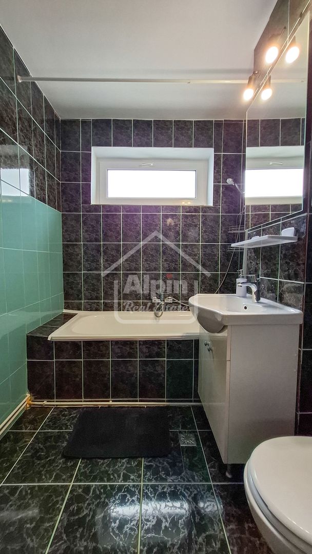 Suprafata Generoasa Garii - Poză 11