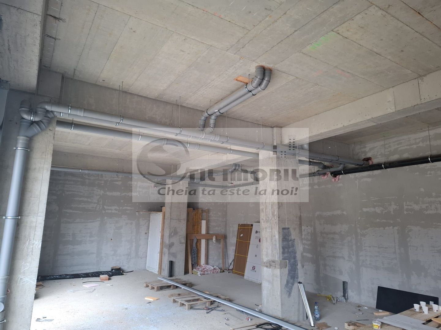 Vand Spatiu Comercial in cel mai dinamic complex rezidential din Buciu - Poză 2