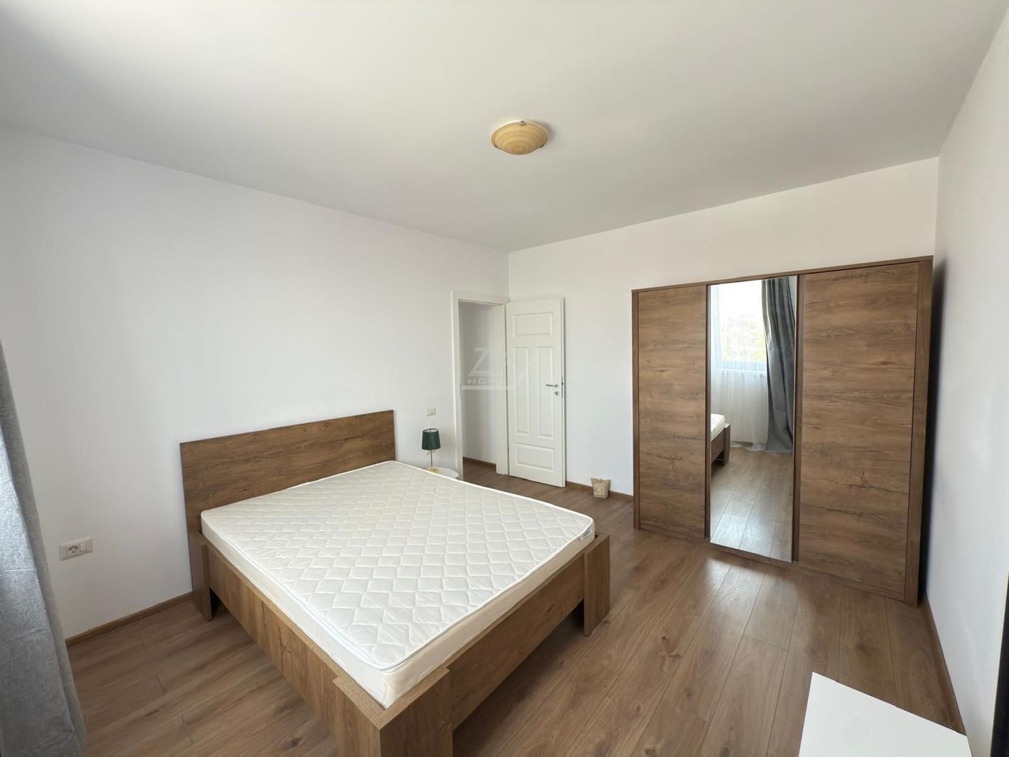 Girocului - langa Esso. Lift. 70 mp, 2 bai, 2 balcoane. Loc de parcare. - Poză 5