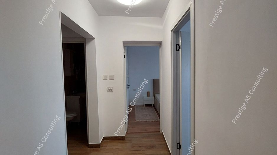 Apartament 3 camere | 70 mp | 2 bai | Renovat complet - Poză 3