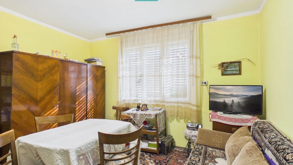 Casa din caramida si teren 1316 mp - Savarsin - Poză 10