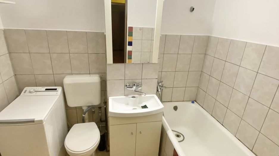 Vlahuta, garsoniera sectiune mare - Poză 4