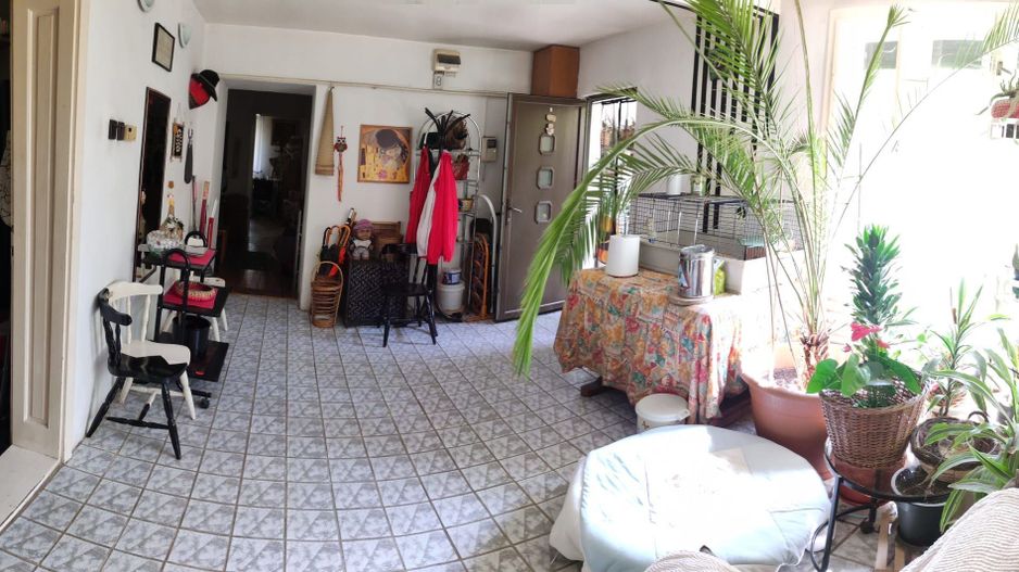 Casa spatioasa in zona excelenta Satu Mare - Poză 2