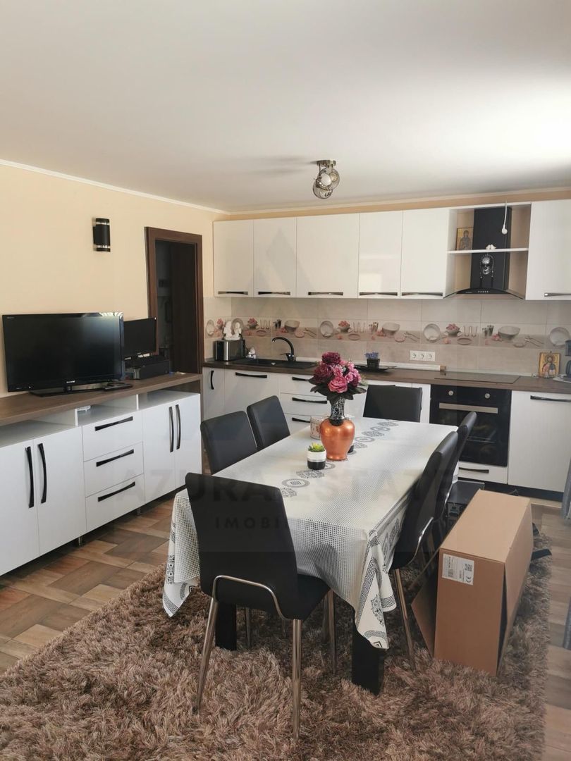 Casa individuala cu garaj 60 mp si teren+gradina 2650 mp in Porumbacu - Poză 2