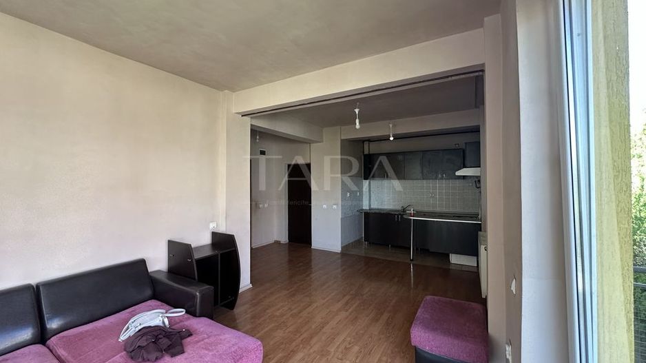 Apartament cu 2 camere și potențial excelent – Bună Ziua. - Poză 5