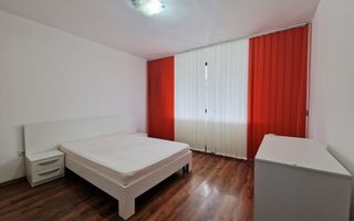Apartament cu 3 camere decomandate, Cetate - Poză 3