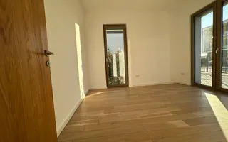 Casa cu 4 camere - Dumbarvita - Poză 11