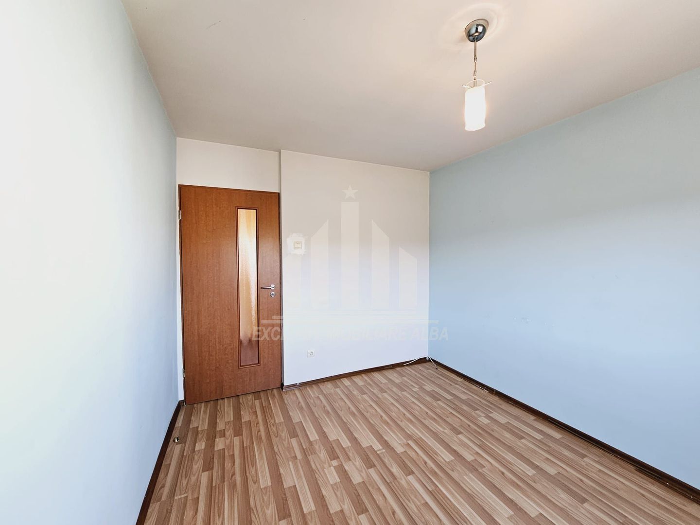 Apartament 3 camere decomandate cu garaj, Tolstoi - Poză 3