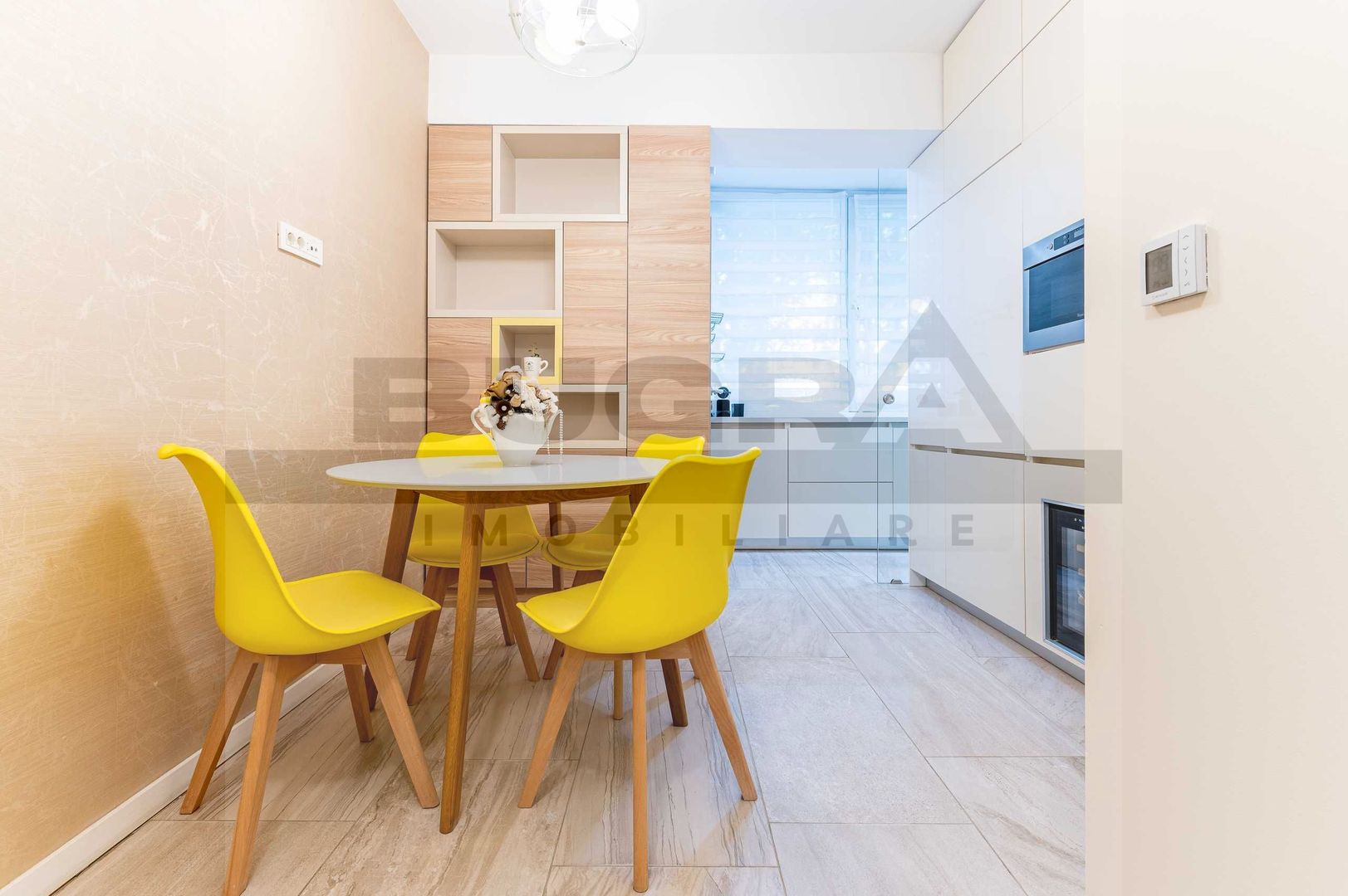 Apartament premium cu 4 camere, 128 mp, parcare, zona Platinia - Poză 2