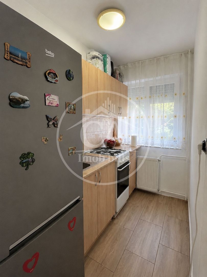Apartament cu 2 camere de vânzare în zona Calea Aradului, Oradea - Poză 4