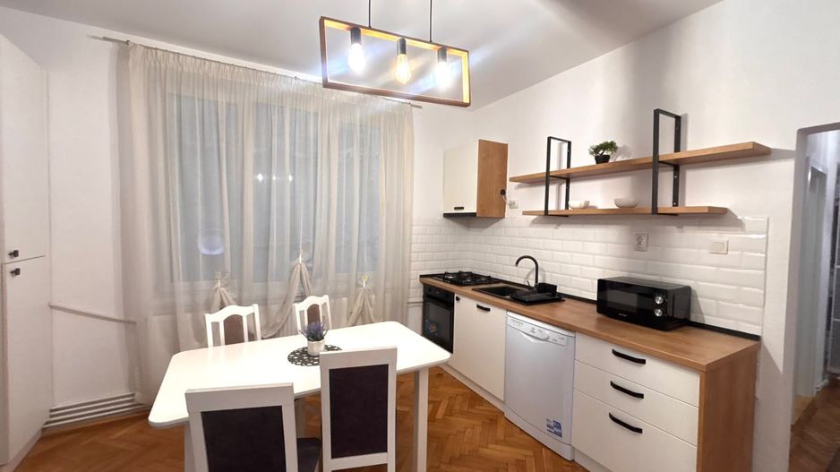 Apartament modern și elegant în zona Centrală - Poză 7