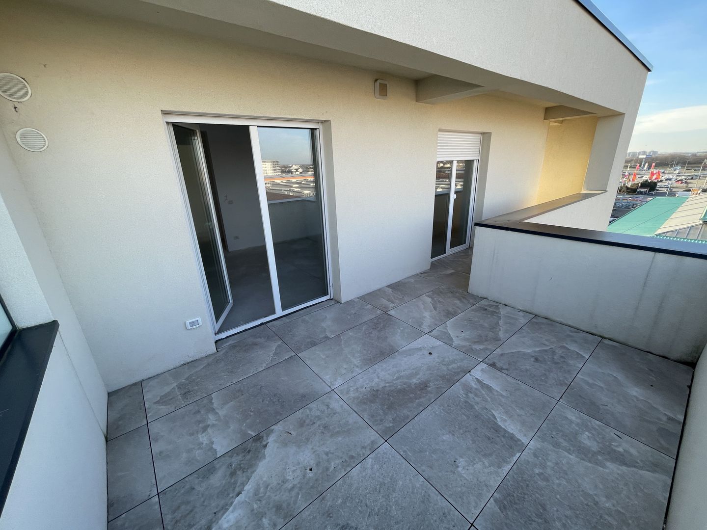 Dezvoltator | Ansamblul Marginii 4 | Penthouse | Terasa de 44 mp - Poză 1