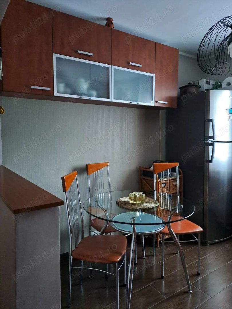 Apartament 3 camere - zona Berceni - Poză 5