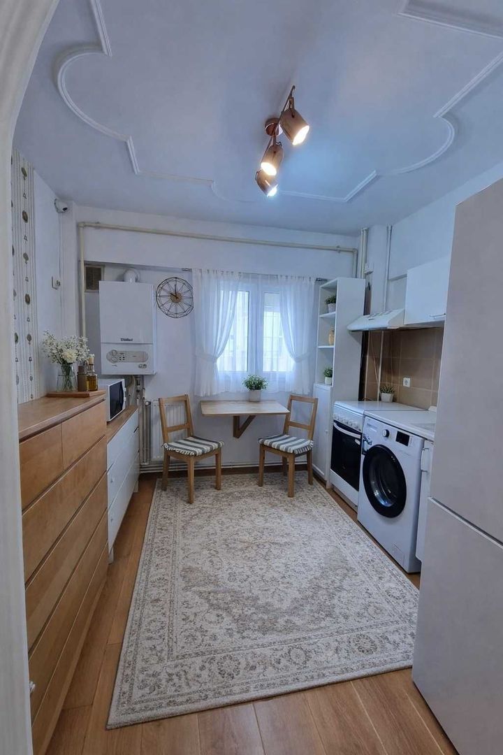 Apartament luminos 2camere, cu vedere la parcul Tineretului. Cu Centrala proprie - Poză 4