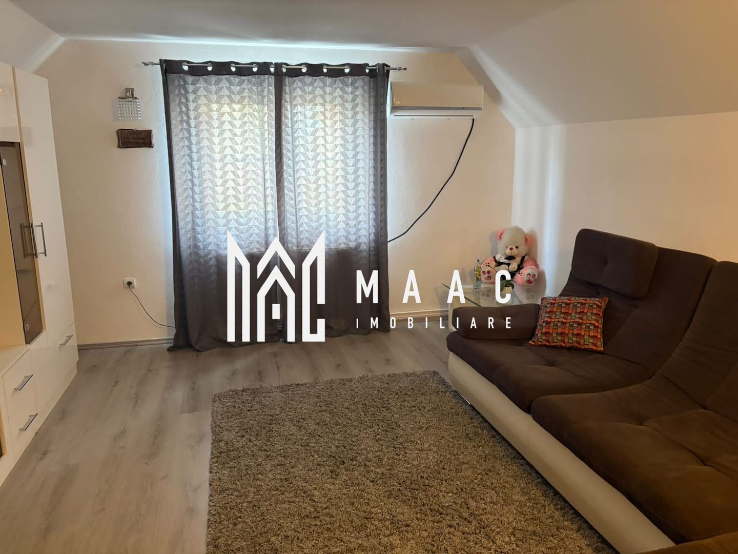 Casă 4 camere de vânzare | Sibiu, Terezian | atelier auto autorizat - Poză 9