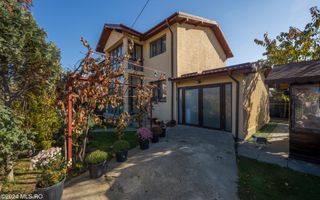 GULIA, VILA INDIVIDUALA 147 MP, LOT 390 MP, GARAJ! - Poză 2