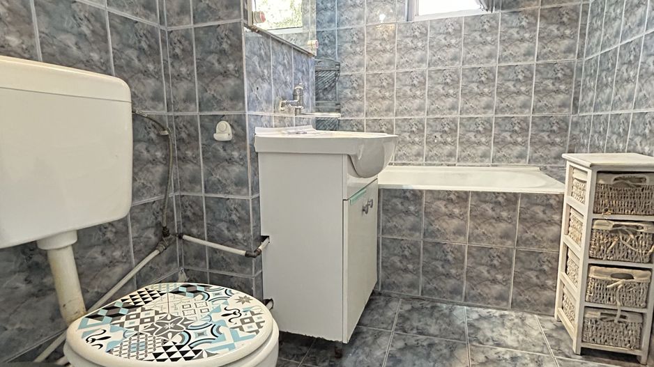 Apartament 4 camere 70 mp 2 bai centrala termica - Inel 2 - Scoala 39 - Poză 8