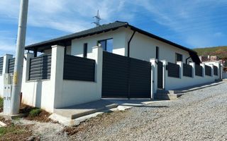 Casă de vânzare - Poză 5