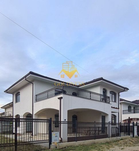 Casa 4 Camere Semifinisata, Curte 450mp, Terasa 65mp,  Dezmir - Poză 1