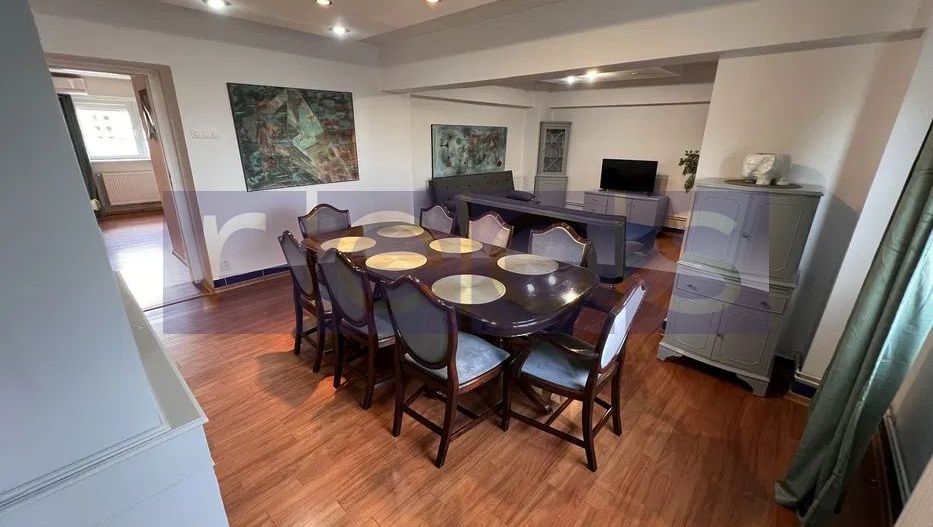 VANZARE APARTAMENT 3 CAMERE 89MP | DUBLU VEDERE PIATA OBOR STEFAN CEL MARE - Poză 2