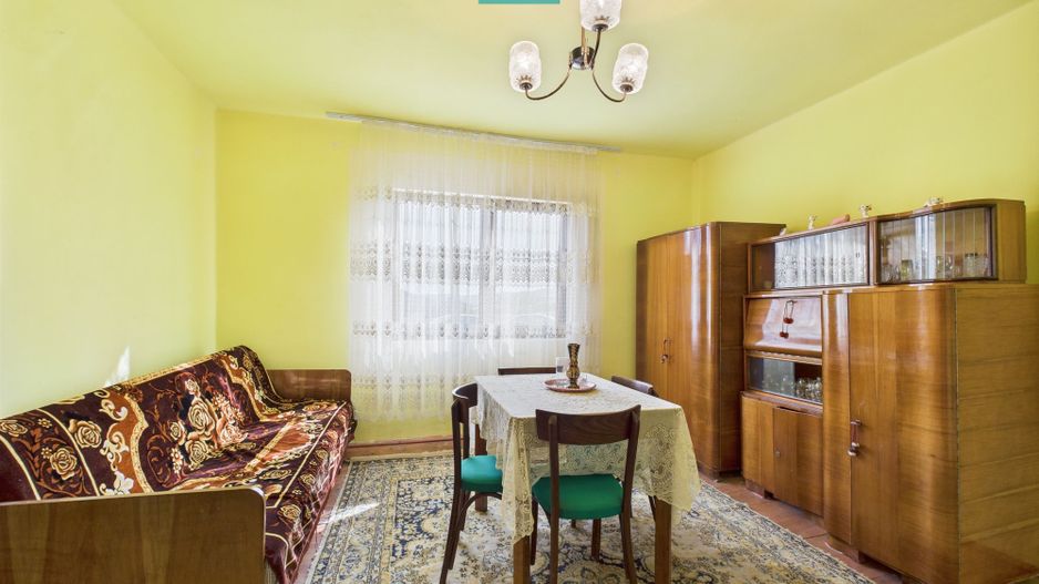 Casă cu teren de 4707 mp în Hălmăgel, județul Arad - Poză 3