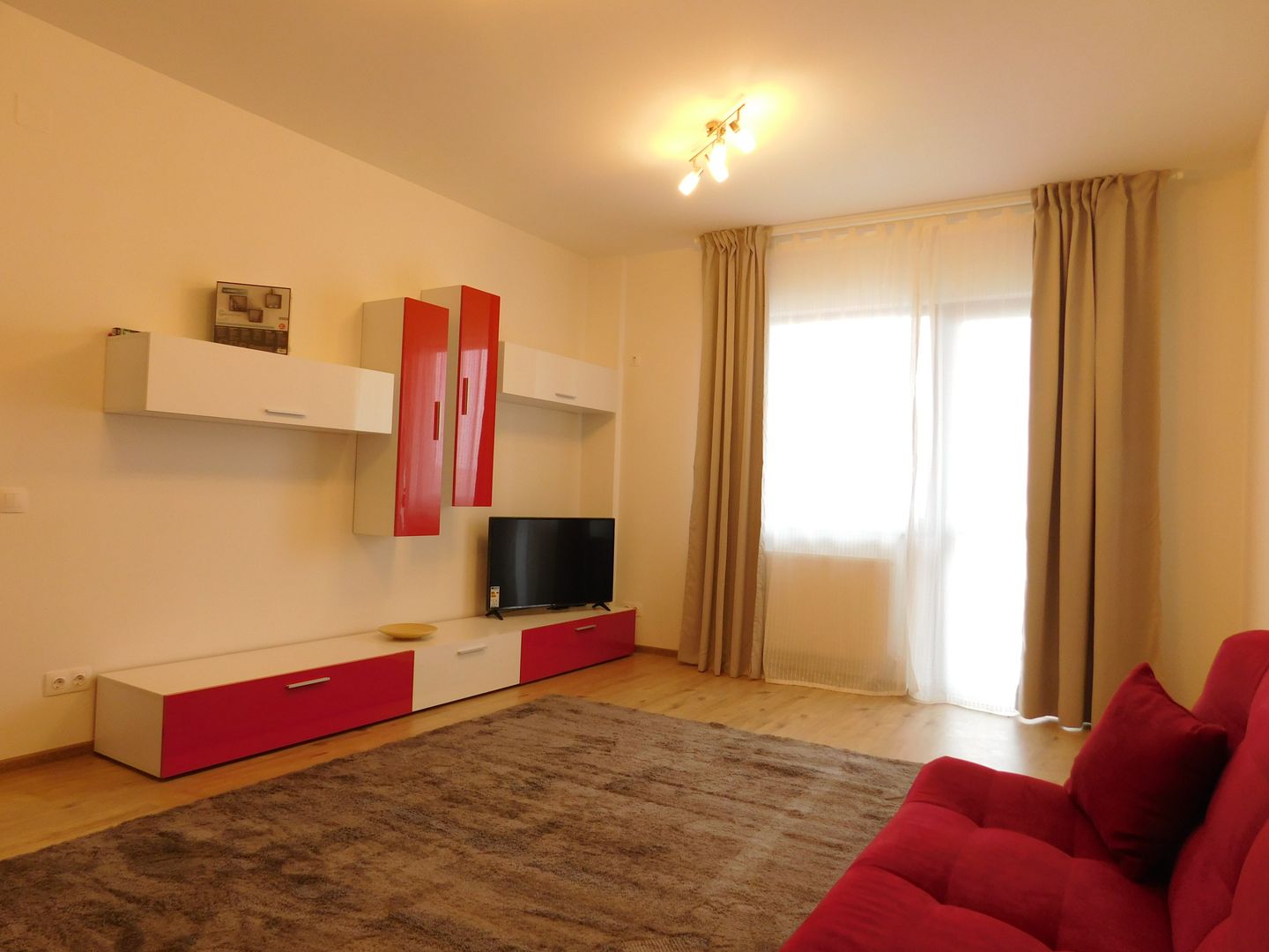 Apartament 2 camere, Borhanci, parcare inclusă - Poză 2