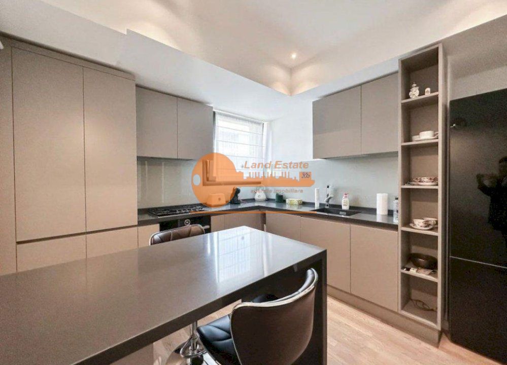 4 camere Herastru-Parcare-Boxa - Poză 6