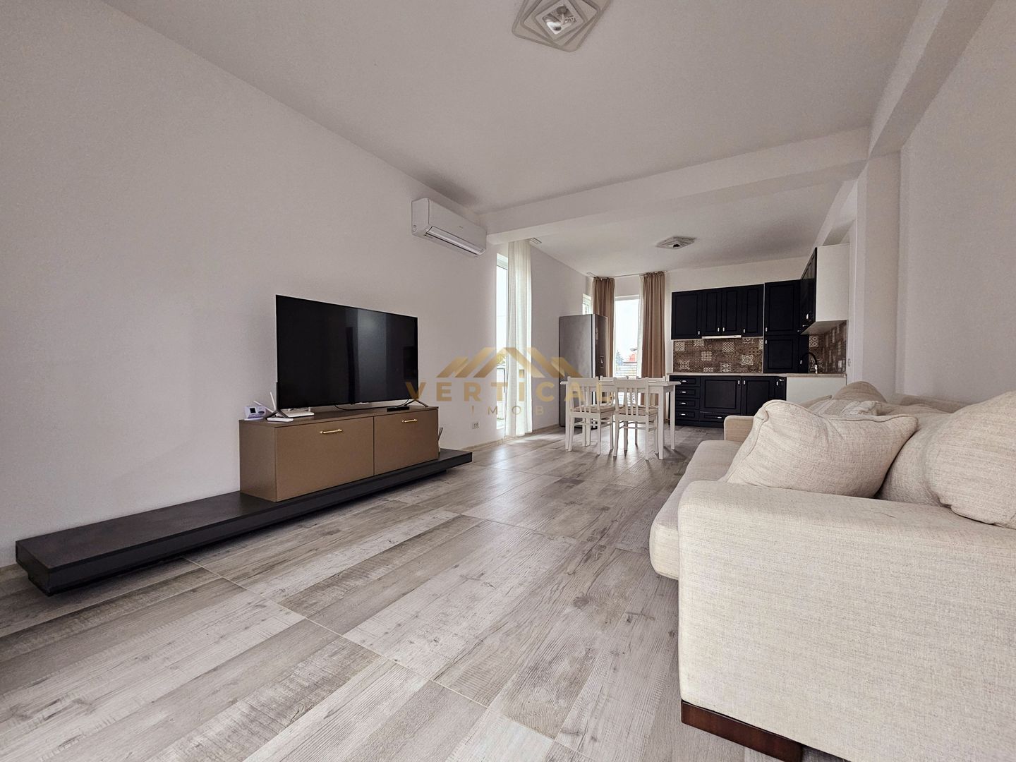 Casa 3 camere - complet mobilata si utilata - comuna Berceni - Poză 4