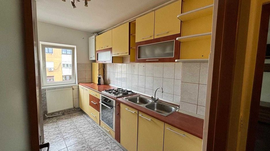 BRASADAS vinde ap 3 cam etaj 4/4 in Micro 17. - Poză 3