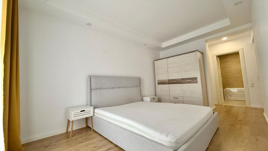 COSMOPOLIS - Apartament cu 3 camere, mobilat si utilat. - Poză 3