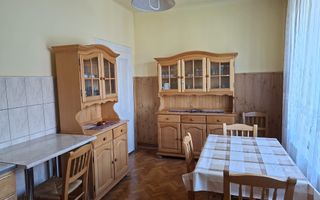 Apartament 4 camere 110 mp utili cu teren aferent si 2 bai Central - Poză 4